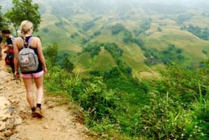 サパ発: SAPA 3D2N (TA VAN ファミリー ホームステイ & ホテル)