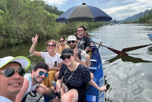 Hanoista: Hanoi: Koko päivän Perfume Pagoda ryhmäkierros lounaalla