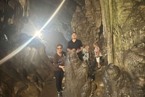 Hanoista: Hanoi: Koko päivän Perfume Pagoda ryhmäkierros lounaalla