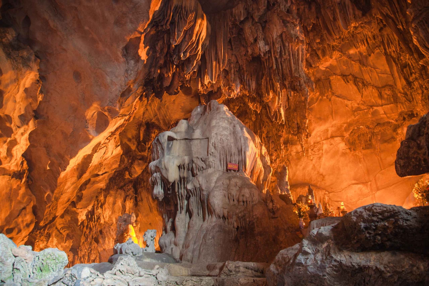 Tour privato o per piccoli gruppi di un giorno intero alla Pagoda dei Profumi