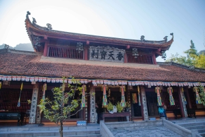 Tour privato o per piccoli gruppi di un giorno intero alla Pagoda dei Profumi