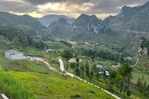 Ha Giang 2/3 Days Motorcyle Tour Easy-Rider/Pick-up (8pax)