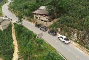 Ha Giang: 3 päivän jeep-retki paikallisen kuljettajan ja oppaan kanssa