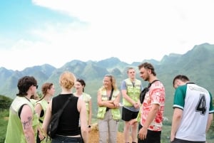 Ha Giang: 3 päivän jeep-retki paikallisen kuljettajan ja oppaan kanssa