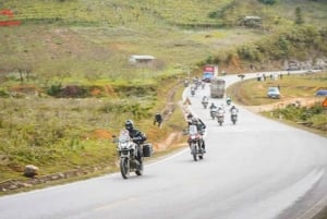 Ha Giang lus 3 dagen 2 nachten tour op de motor vanuit Hanoi