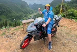 Tour Ha Giang Loop 4D3N Easyrider Jasmine