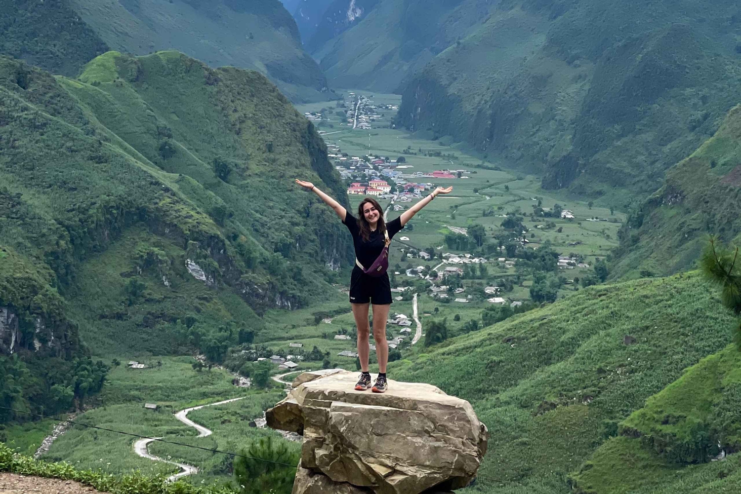 Tour privato di Ha Giang Loop Plus 5 giorni con autista semplice