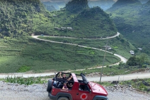 Ha Giang slinga: SUV/JEEP - FLEXIBEL 4 DAGAR Tur med förare
