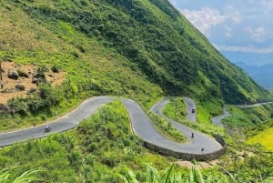 Ha Giang Loop Tour 4 päivää Self-Driving ( Hanoi tai Sapa)