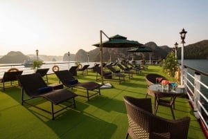 Hanoi/Ninh Binh: Halong–Lan Ha: 2-Day 5-Star Balcony Cruise