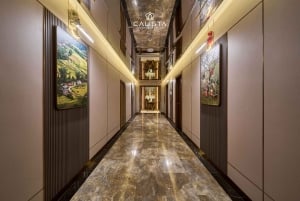 Crociera Ha Long 6★: tour di 2 giorni all'isola di Titop e alla grotta di Sung Sot