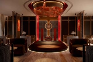 Crociera Ha Long 6★: tour di 2 giorni all'isola di Titop e alla grotta di Sung Sot