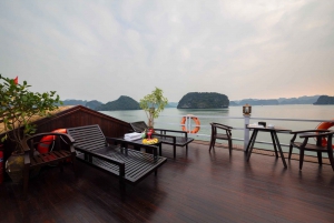 Ha Long Bay 2 Tage 1 Nacht auf 3-Sterne-Kreuzfahrt ab Ninh Binh