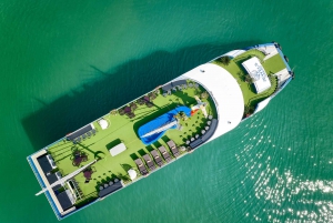 Ha Long & Bai Tu Long-båttur med kajakpaddling och lunchbuffé