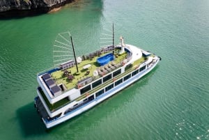 Ha Long & Bai Tu Long-båttur med kajakpaddling och lunchbuffé