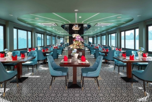 Ha Long & Bai Tu Long-båttur med kajakpaddling och lunchbuffé