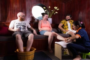 Ha Long Bay - Bai Tu Long Bay Luxury Boat Tour & Transfer