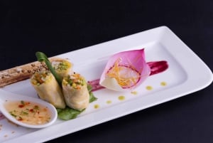 Ha Long Bay - Bai Tu Long Bay Luxury Boat Tour & Transfer