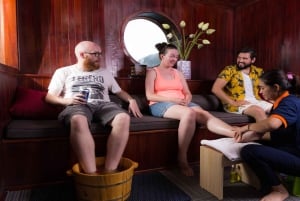 Ha Long Bay - Bai Tu Long Bay Luxury Boat Tour & Transfer