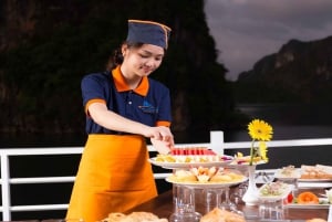 Ha Long Bay - Bai Tu Long Bay Luxury Boat Tour & Transfer