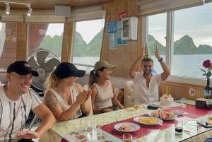 Ханой-Халонг 1 день: пещеры, острова, каяки, обед и прогулка на небольшой лодке