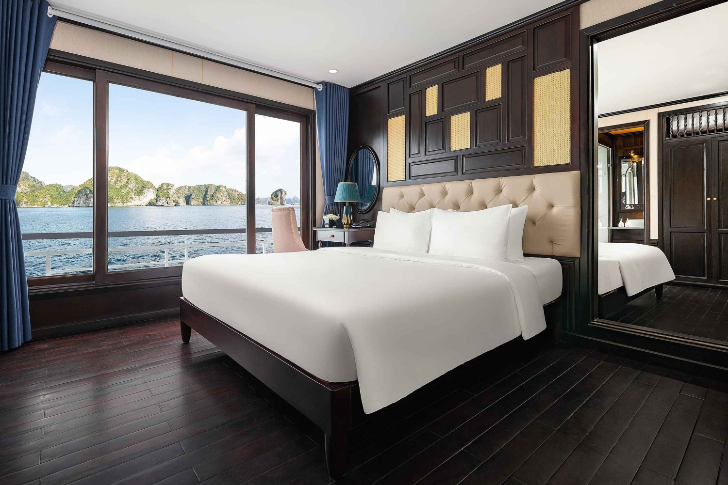 Ha Long Bay: Luksuscruise 2-dagers med alle aktiviteter og guide