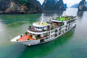 Ha Long Bay: Luksuscruise 2-dagers med alle aktiviteter og guide