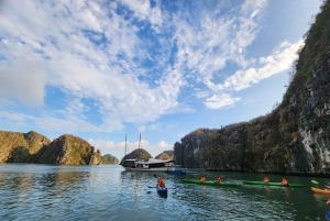 Ha Long Bay: Luksuscruise 2-dagers med alle aktiviteter og guide