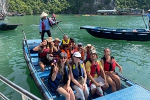 Baia di Ha Long: Crociera di lusso di un giorno, grotte, kayak e pranzo a buffet