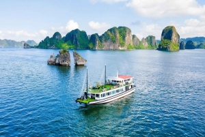 From Hanoi: Ha Long Bay Luxury Day Cruise with Food & Kayak