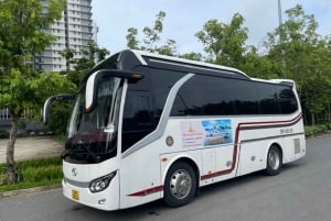 From Hanoi: Ha Long Bay Luxury Day Cruise with Food & Kayak