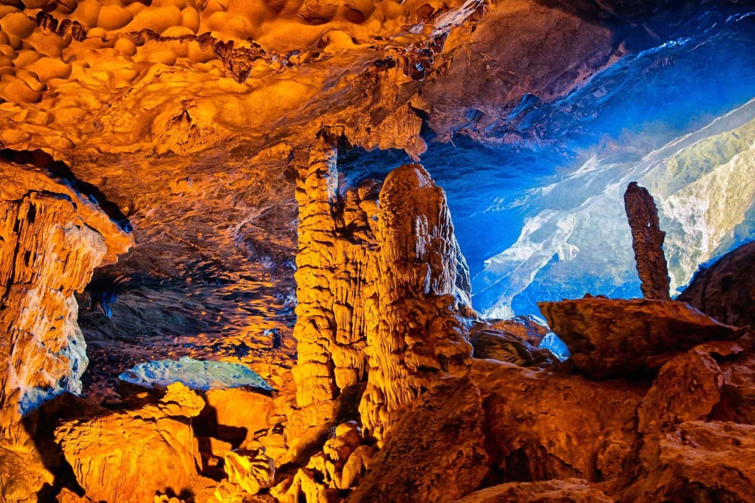 Całodniowa wycieczka do Ha Long z limuzyną i luksusowym rejsem