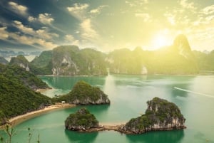 Ha Long – heldagstur med limousine og luksuscruise