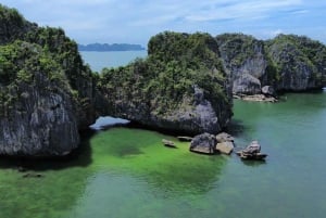 Ha Noi/Cat Ba: Lan Ha-bugten – Viet Hai-landsbyen, cykling, kajaksejlads