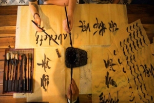 Ha Noi: Perinteisen vietnamilaisen kalligrafian kurssi