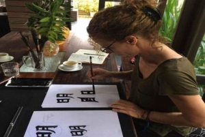 Ha Noi: Perinteisen vietnamilaisen kalligrafian kurssi