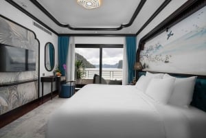 Halong Bay: 2-dagars lyxkryssning med fina middagar och kajakpaddling