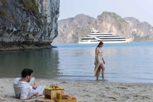 Halong Bay: 2-dagars lyxkryssning med fina middagar och kajakpaddling