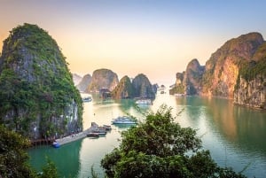 2-dagers eller 3-dagers: Halong&Lan Ha Bay Cruise 5* balkong, badekar