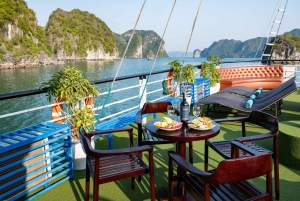Halong Bay: Day Cruise with Caves, Kayaking & Sunset Party