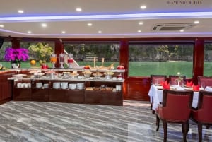 Hanoi: Halongbukta heldagstur med 5-stjerners Diamond Cruise