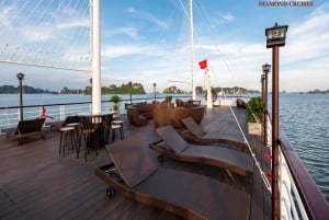 Hanoi: Halongbukta heldagstur med 5-stjerners Diamond Cruise