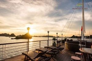 Hanoi: Halongbukta heldagstur med 5-stjerners Diamond Cruise