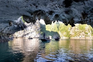 Halong Bay Luxury Cruise: Kayak&Swim,Cave, Party BEST SELLER