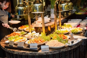 Crucero de lujo de 5 estrellas por la bahía de Halong con almuerzo bufé