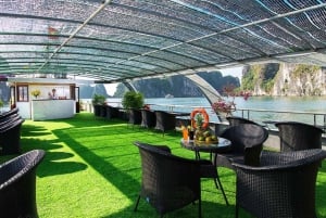 Halongin päiväristeilyn kohokohdat suurten ja pienten ryhmämatkojen kanssa