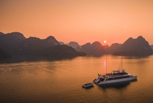 Halong & Lan Ha Bay 1-dagars katamarankryssning från Hanoi