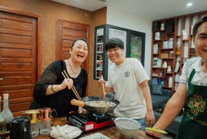 Hanoi Cooking Class, Market Tour & Coffee Tasting Experience