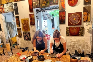 Praktisk vietnamesisk lakklasse i Hanois gamle bydel