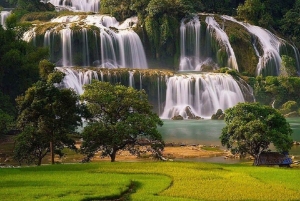 Hanoi: 2-Day Ban Gioc Guided Waterfall & Cave Tour with Food